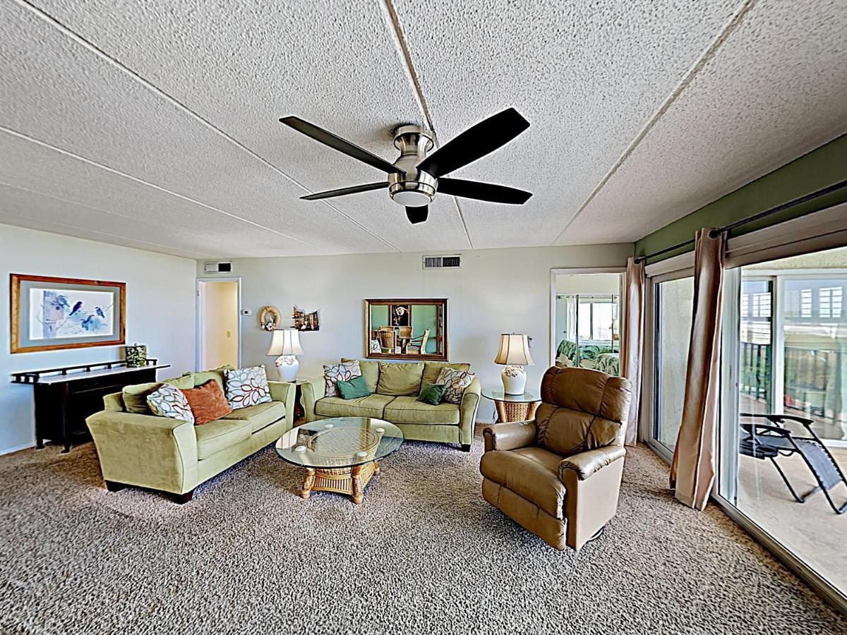 New Listing! Fernandina Beach Oasis With Pool Condo Екстер'єр фото